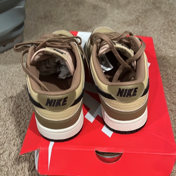 Nike Dunk Low - Picture 5 of 6